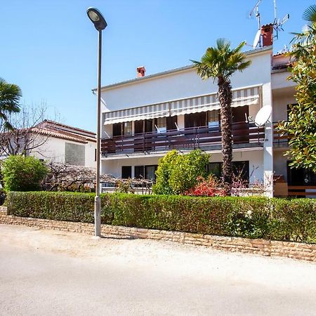 Apartment Nola By Rent Istria Porec Bagian luar foto