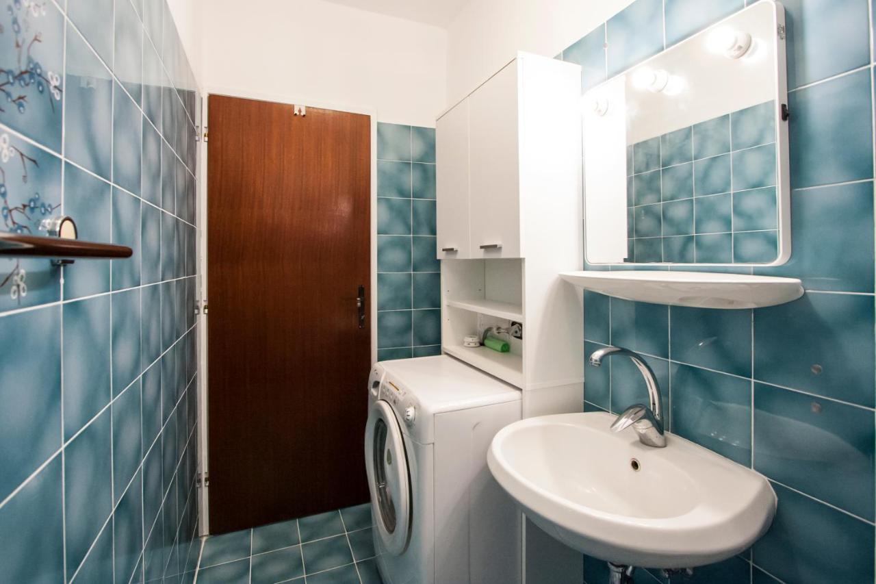 Apartment Nola By Rent Istria Porec Bagian luar foto