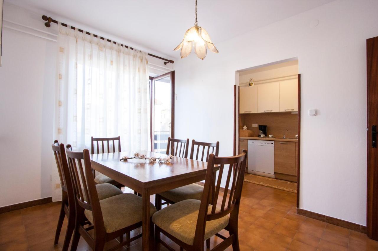 Apartment Nola By Rent Istria Porec Bagian luar foto