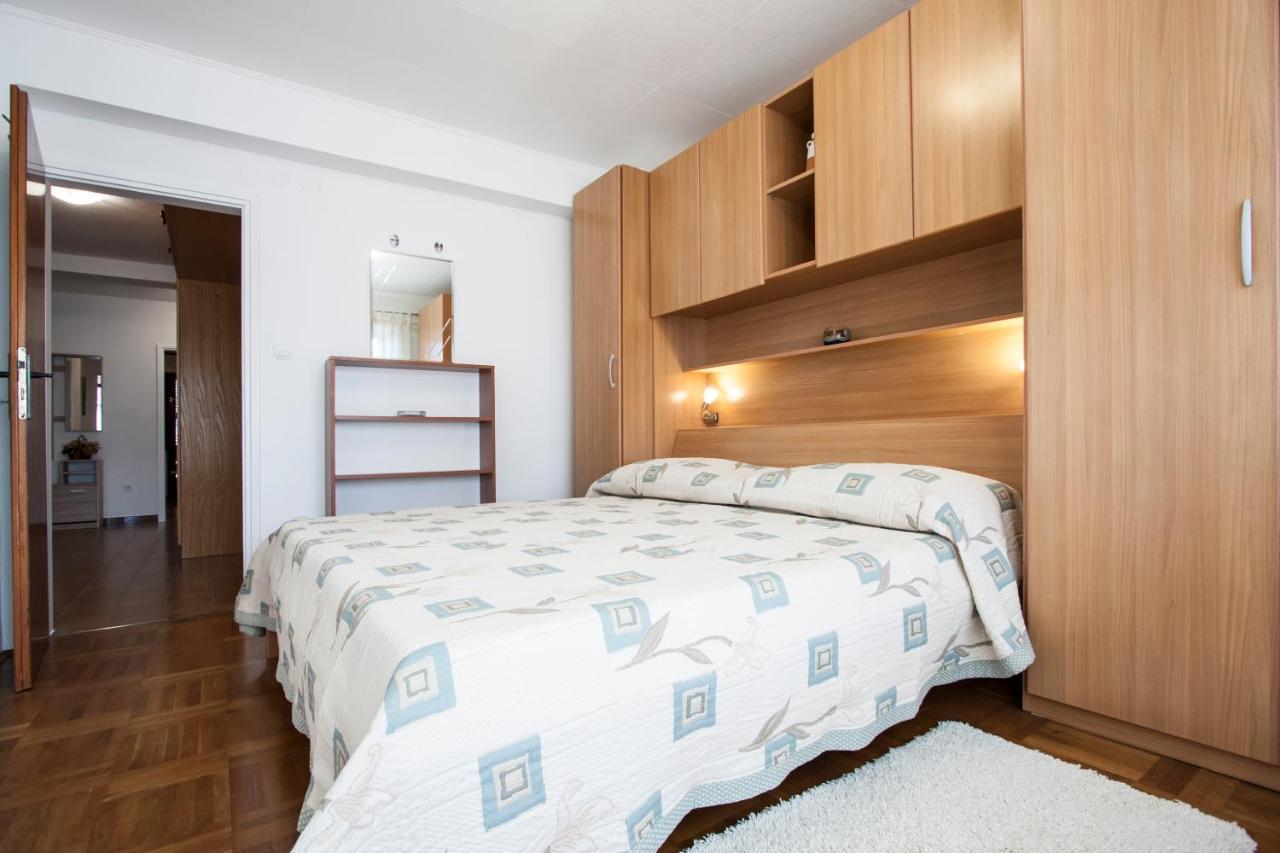 Apartment Nola By Rent Istria Porec Bagian luar foto